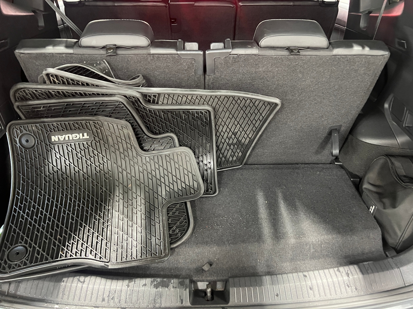 Thumbnail: 2024 Volkswagen Tiguan - 6