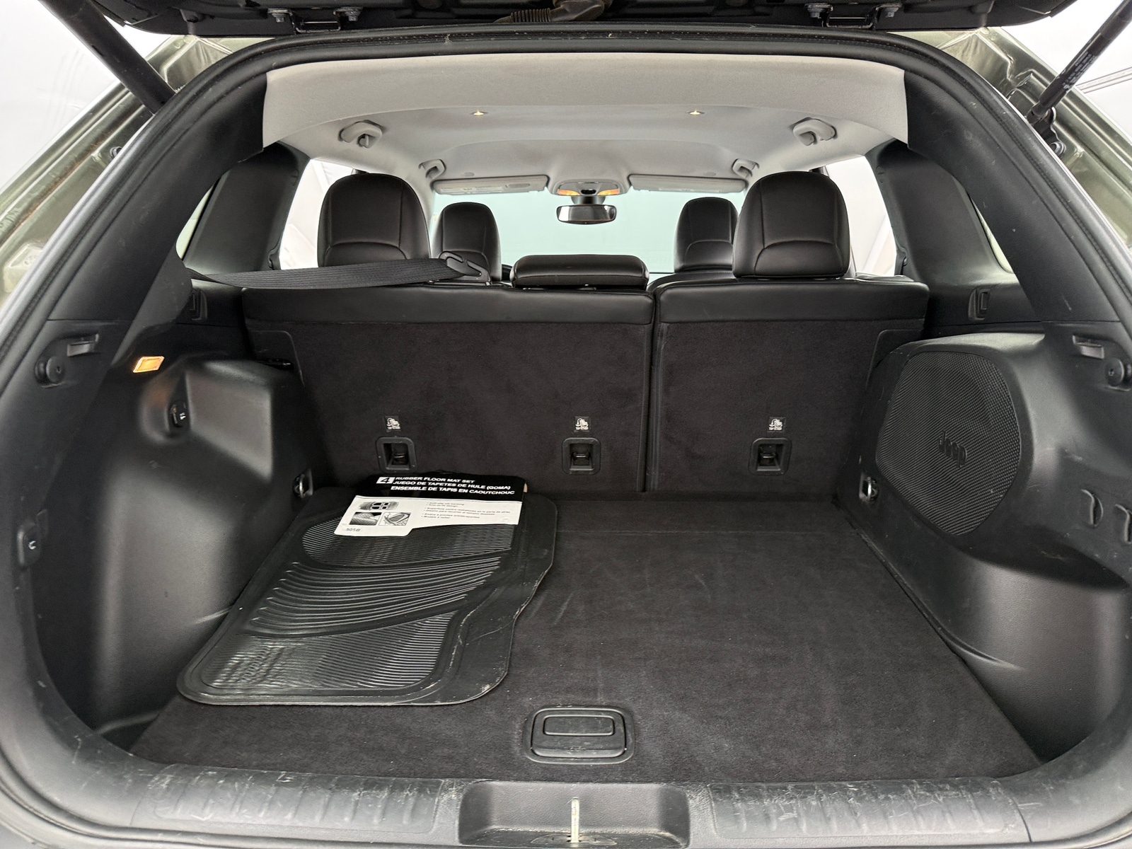 Thumbnail: 2020 Jeep Cherokee - 6