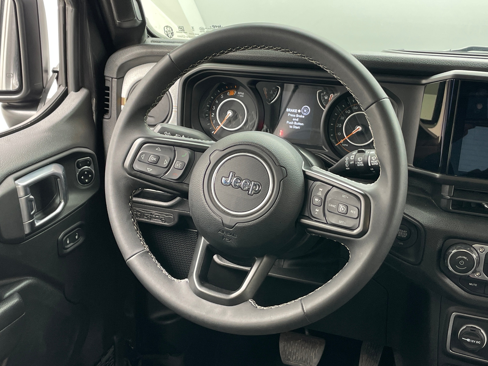 Thumbnail: 2025 Jeep Wrangler - 5