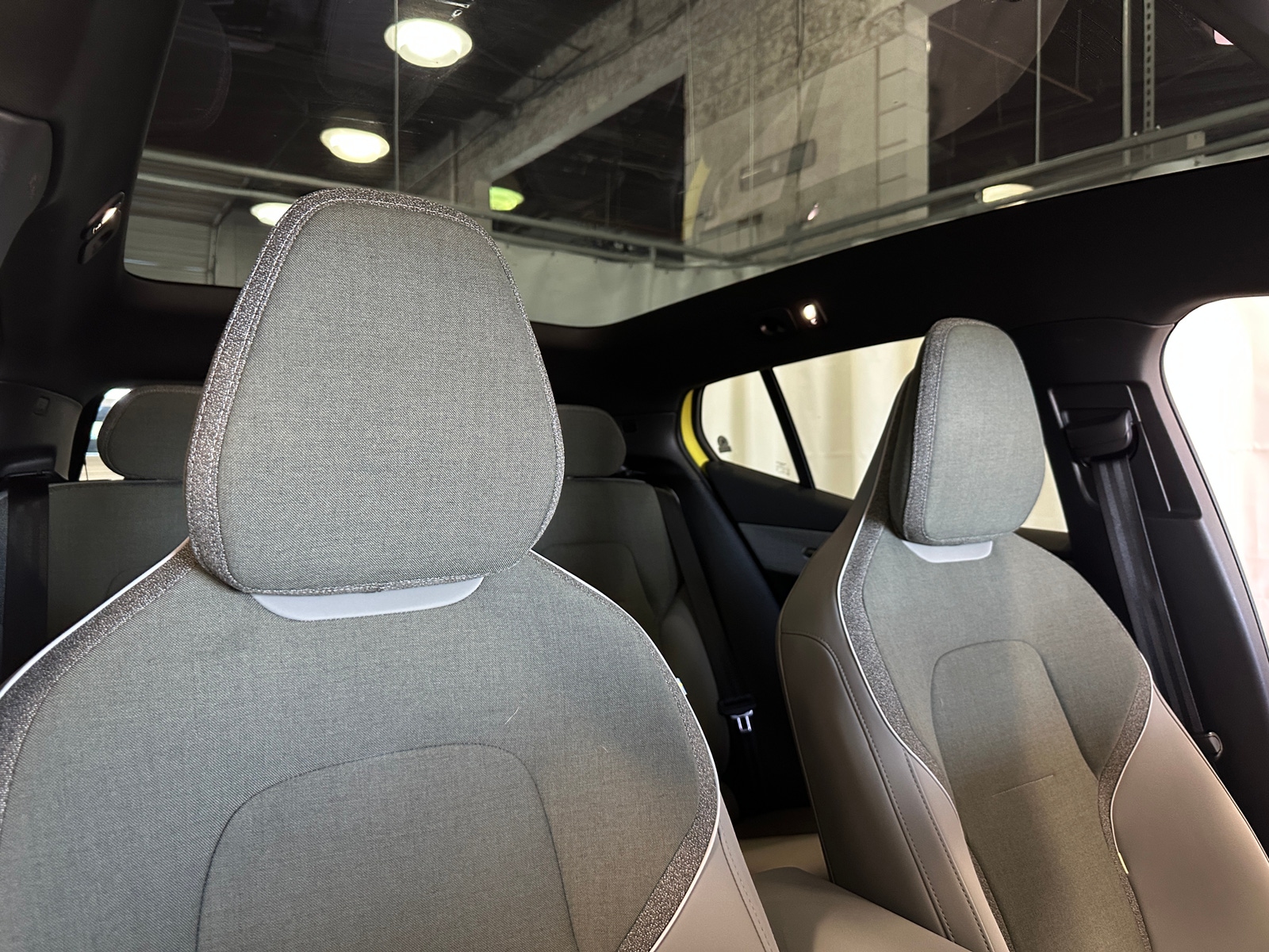 Thumbnail: 2025 Volvo EX30 - 2