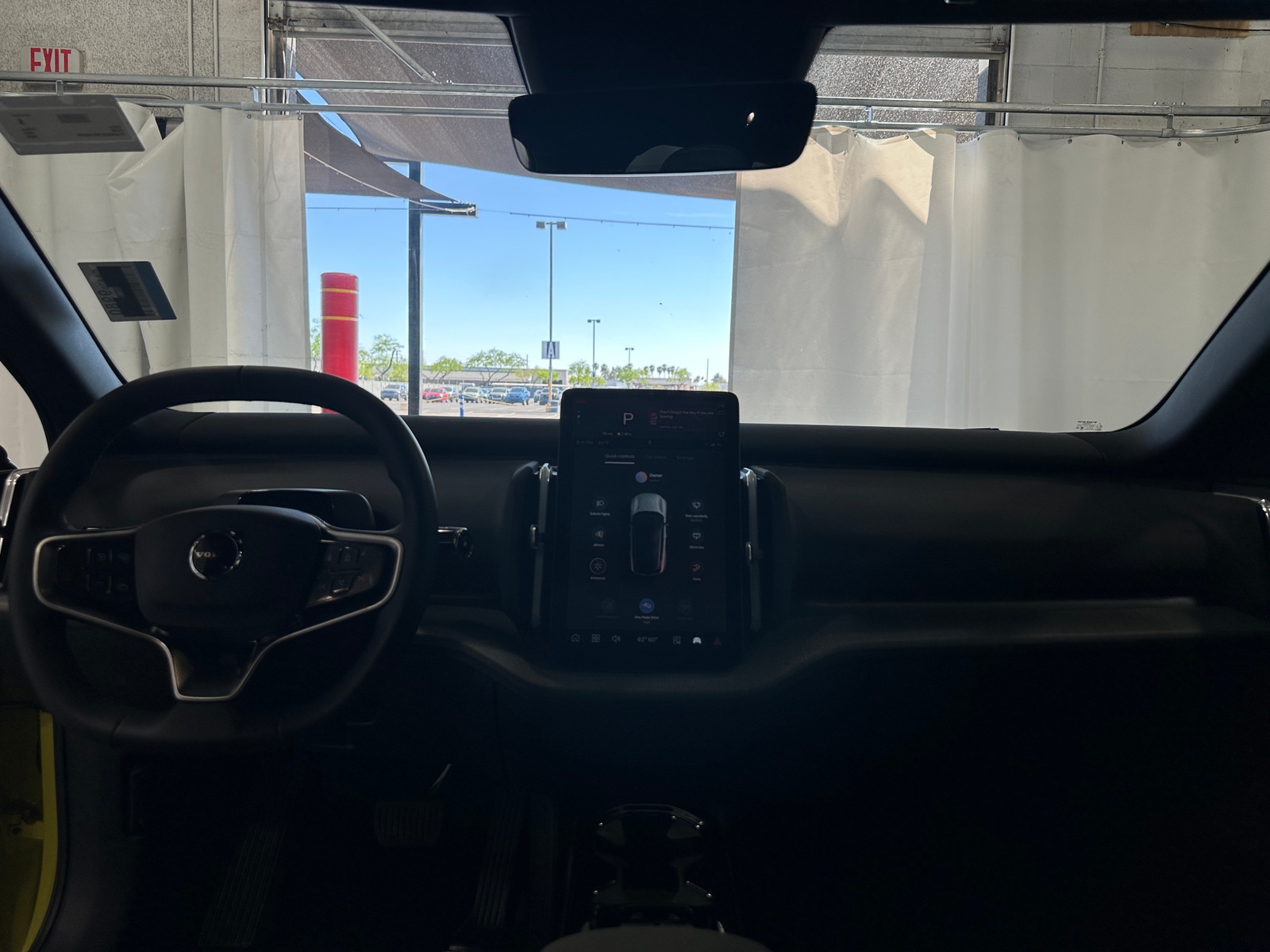 Thumbnail: 2025 Volvo EX30 - 3