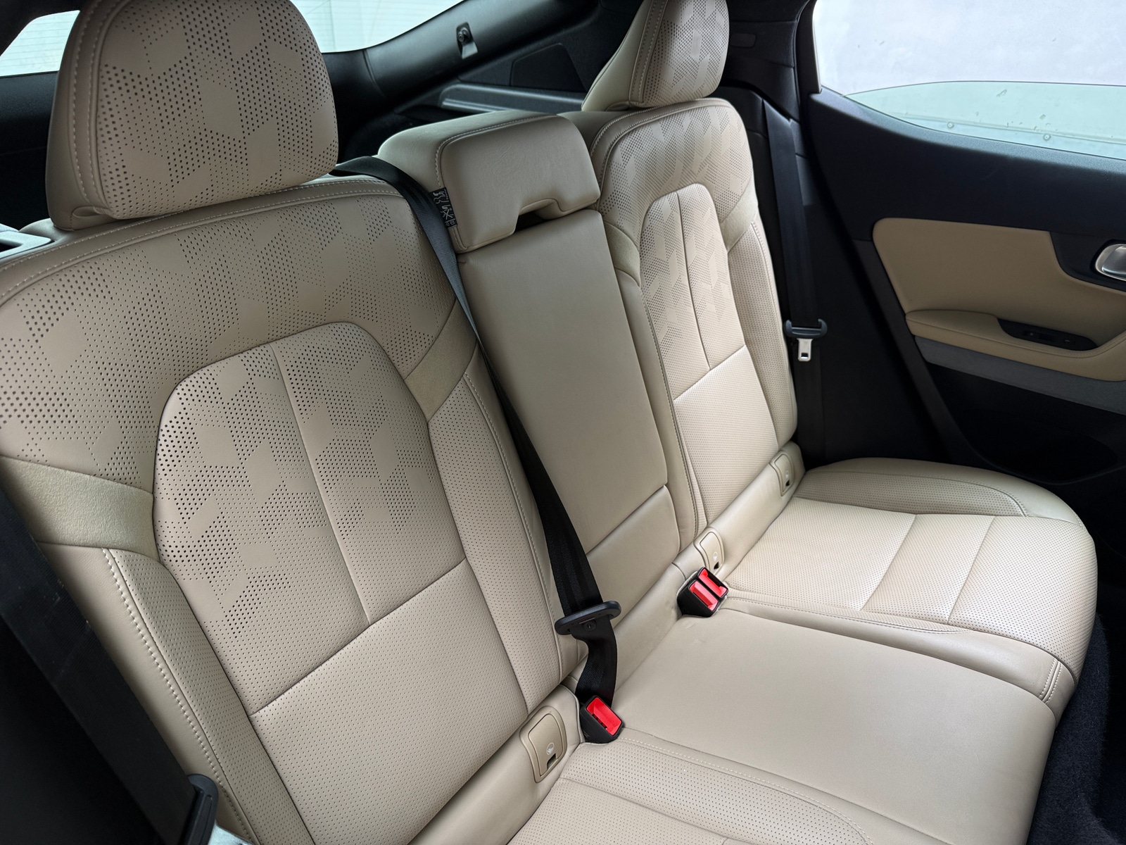 Thumbnail: 2021 Polestar 2 - 5