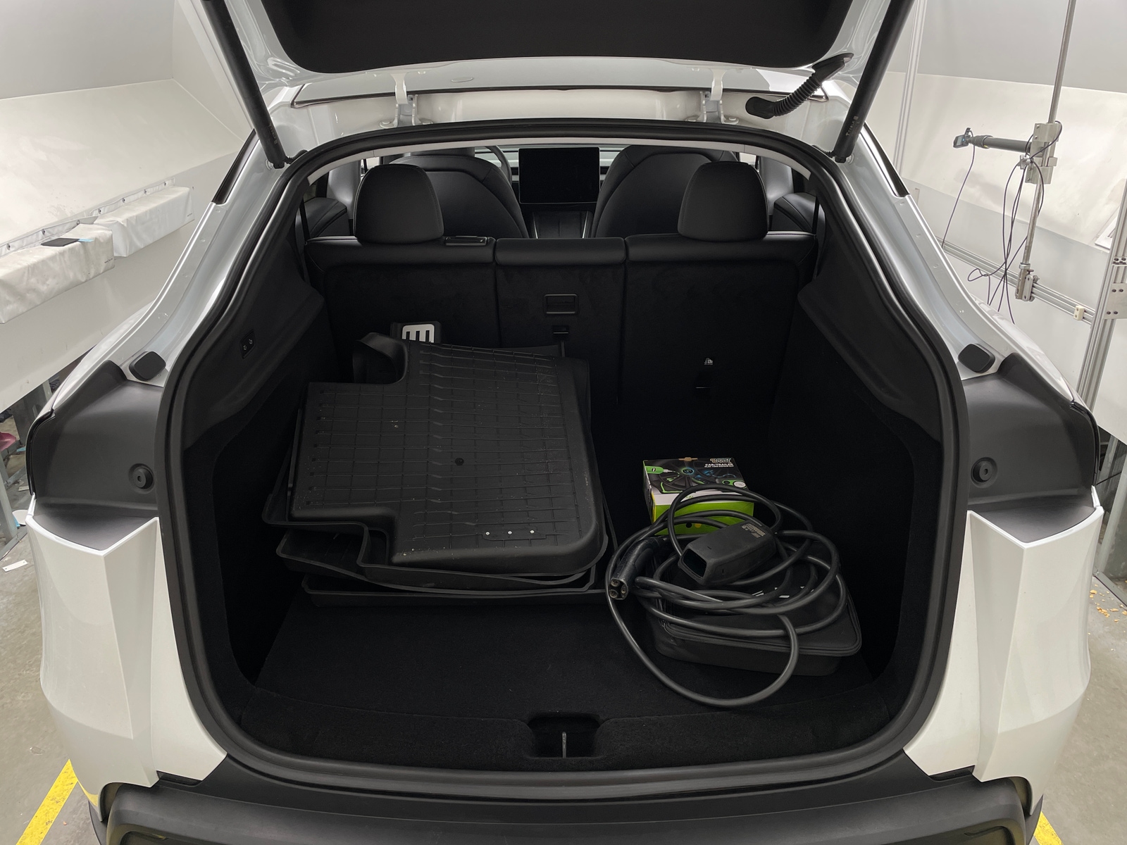 Thumbnail: 2026 Tesla Model Y - 6