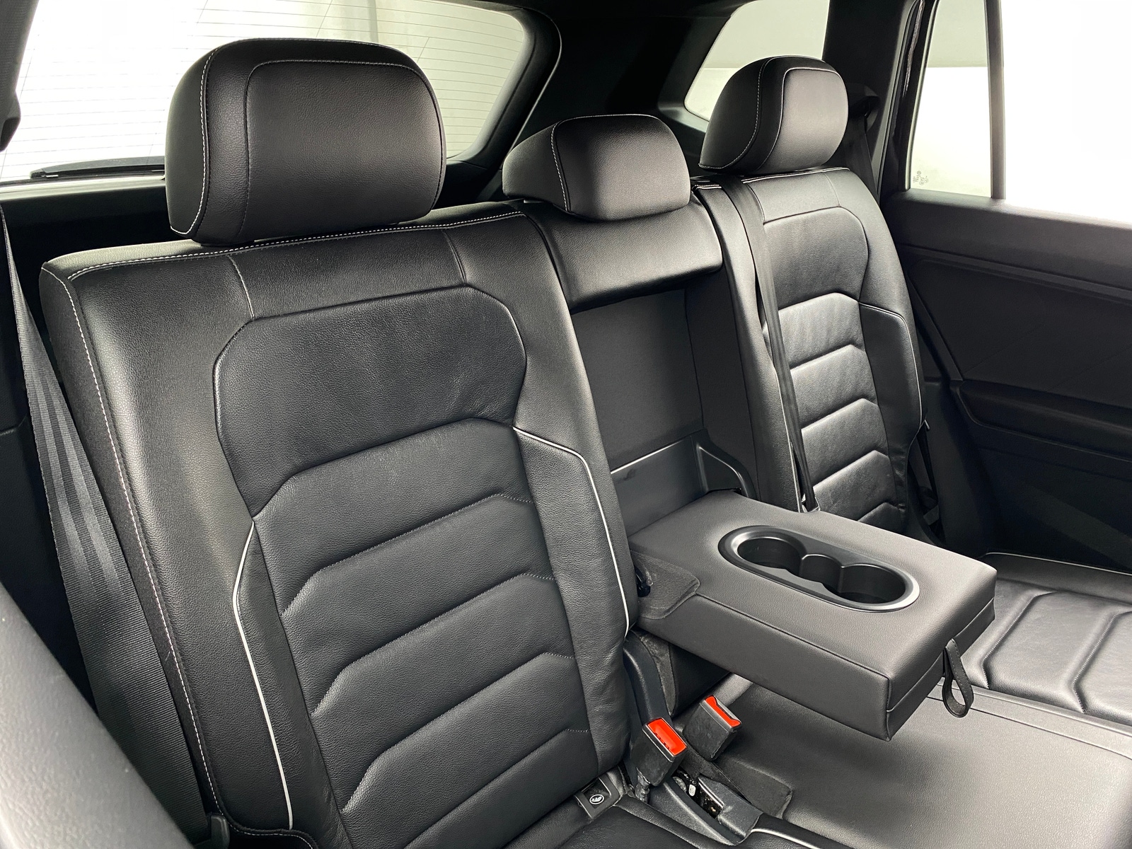 Thumbnail: 2021 Volkswagen Tiguan - 5