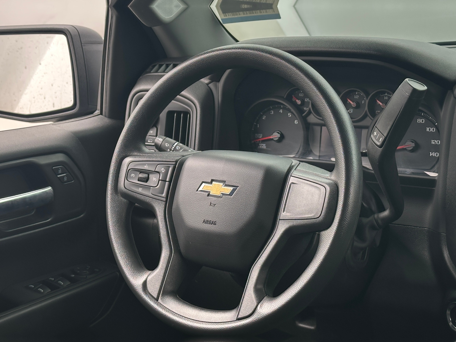 Thumbnail: 2025 Chevrolet Silverado 1500 - 5