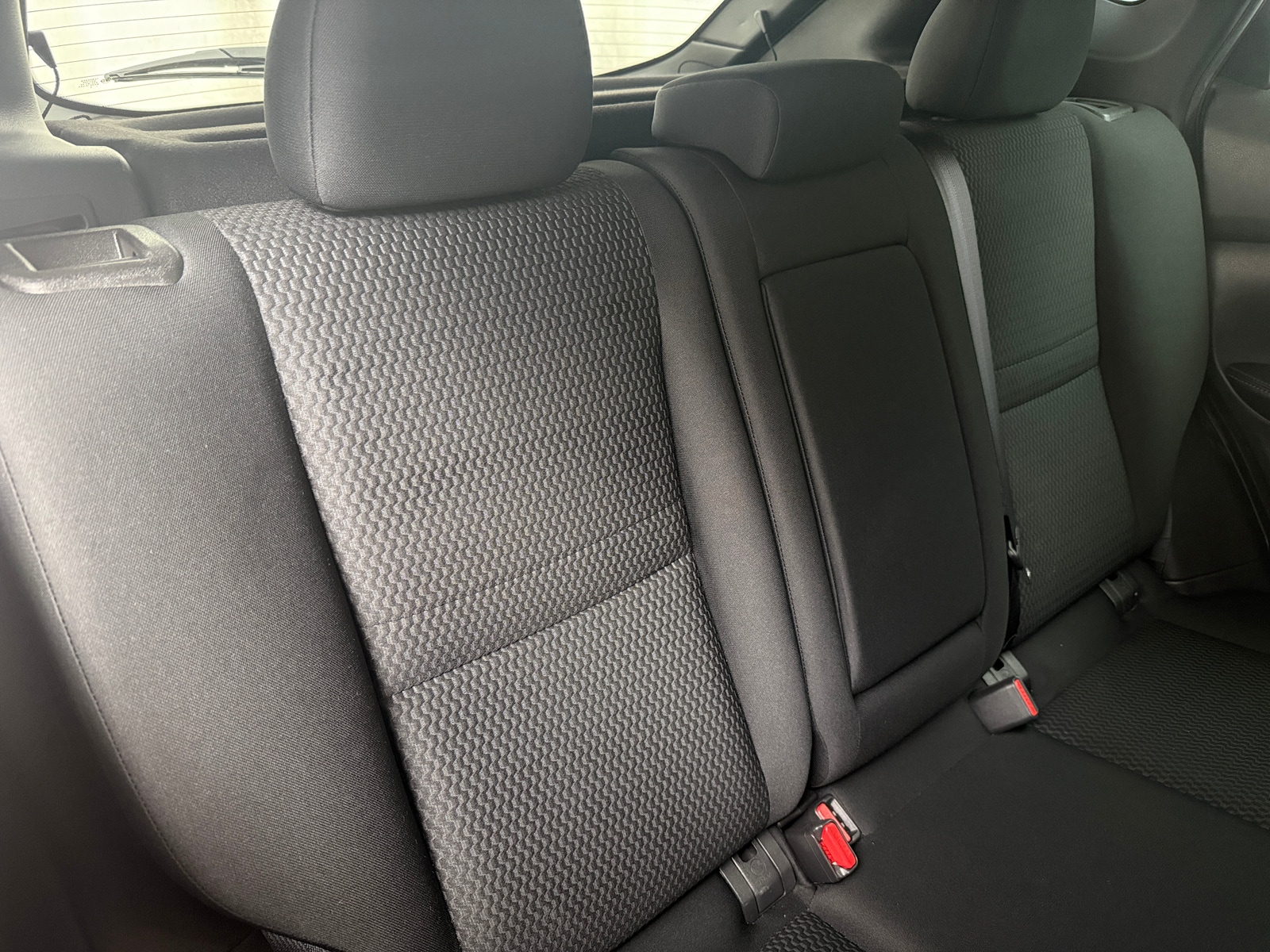 Thumbnail: 2018 Nissan Rogue Sport - 6