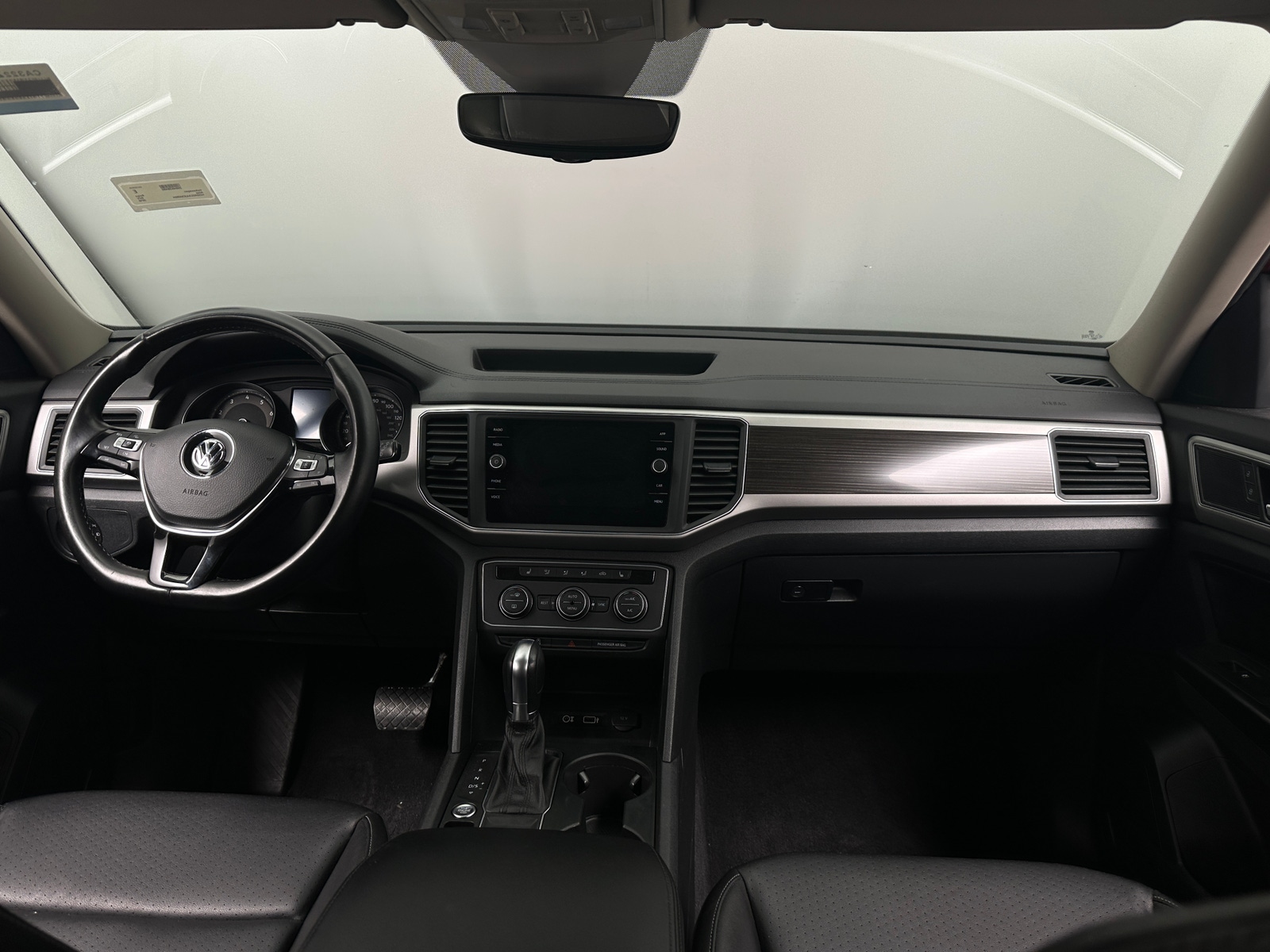 Thumbnail: 2018 Volkswagen Atlas - 2