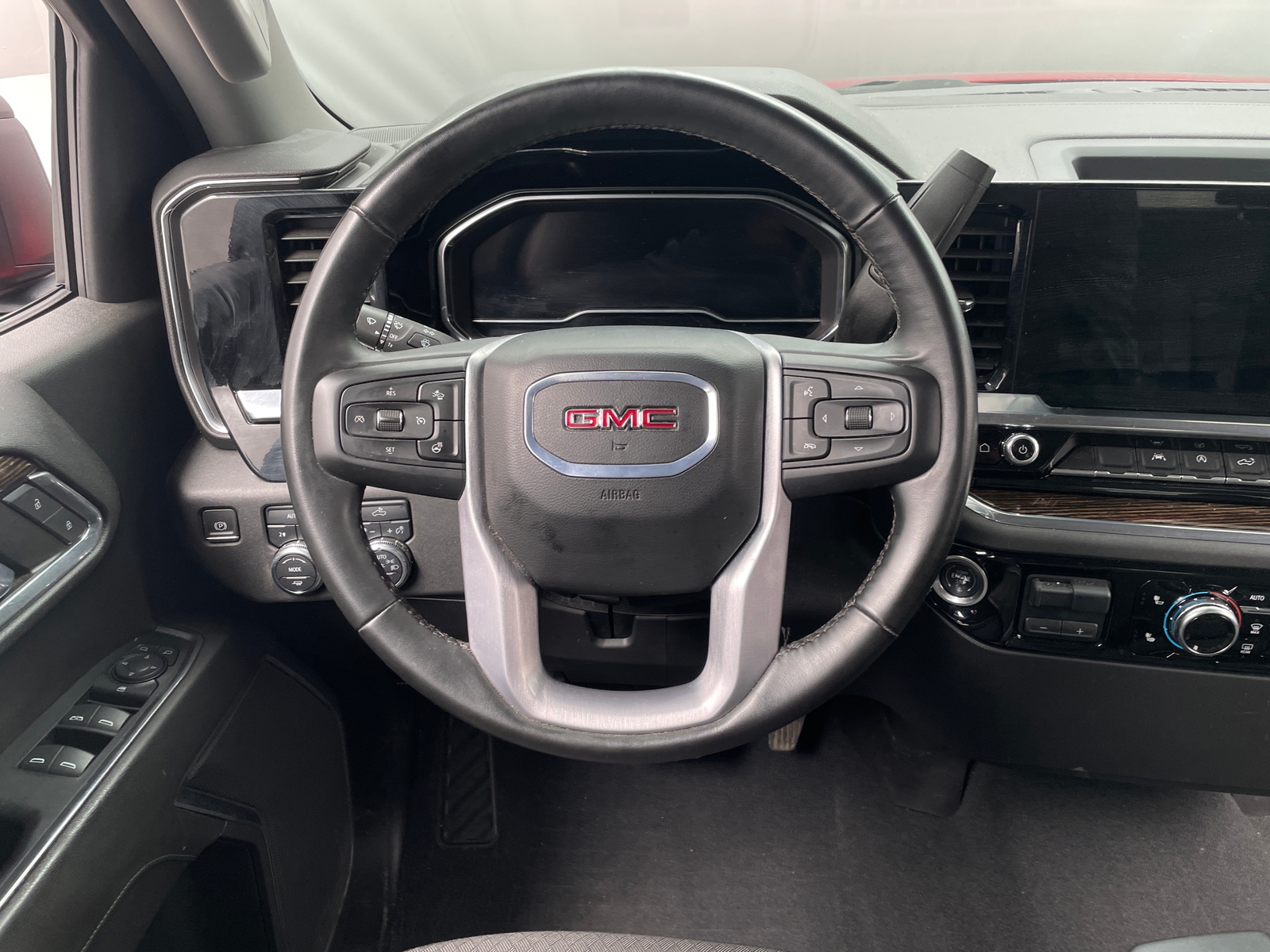 Thumbnail: 2024 GMC Sierra 1500 - 5