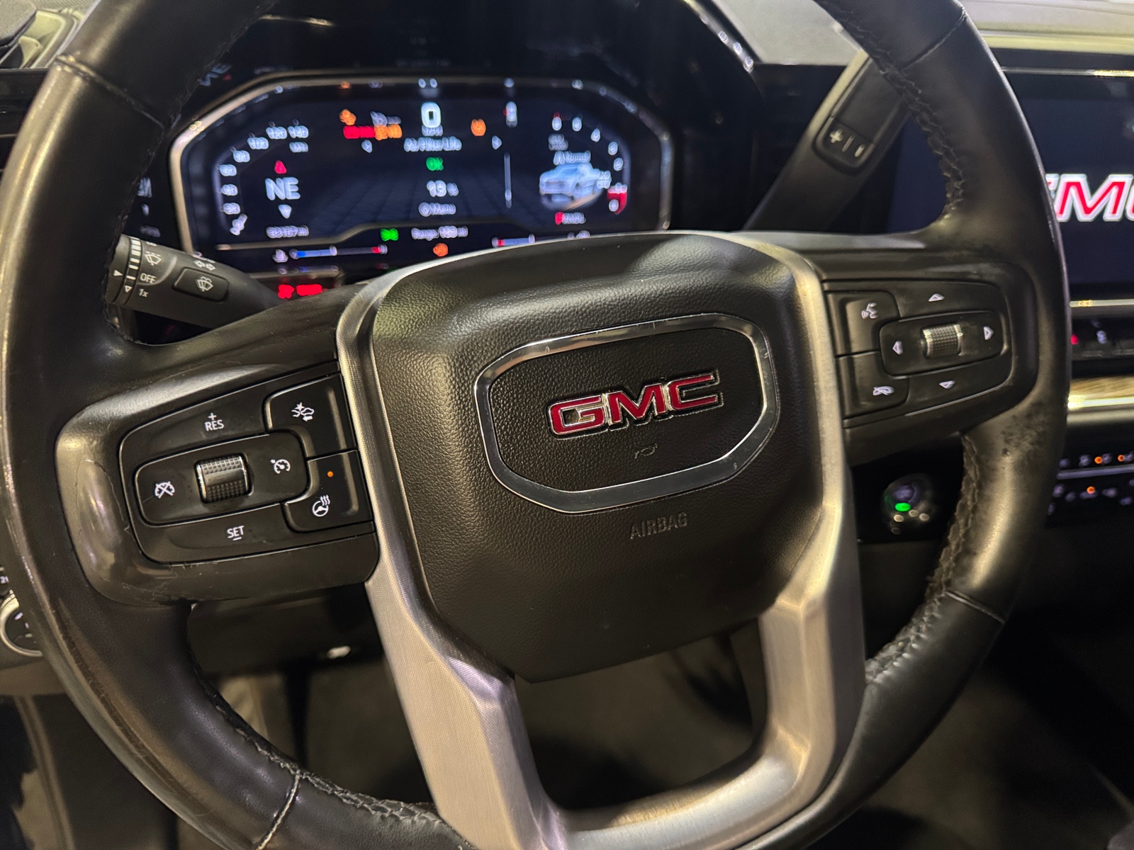 Thumbnail: 2023 GMC Sierra 1500 - 5