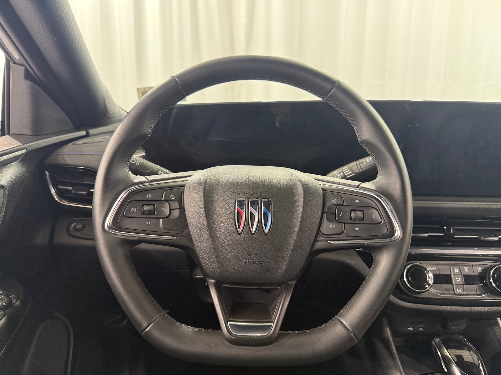 Thumbnail: 2025 Buick Envista - 4