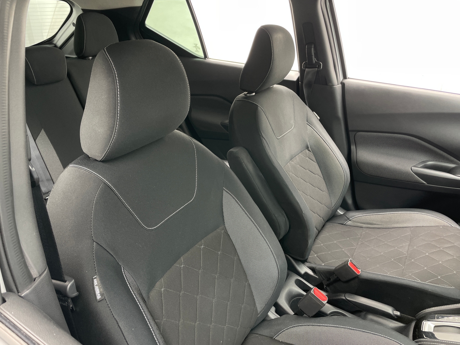 Thumbnail: 2018 Nissan Kicks - 2