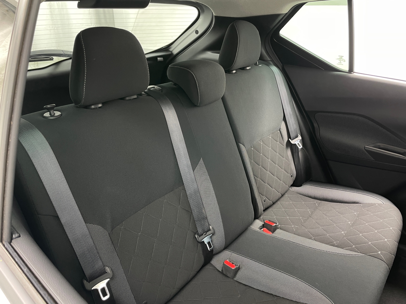 Thumbnail: 2018 Nissan Kicks - 6