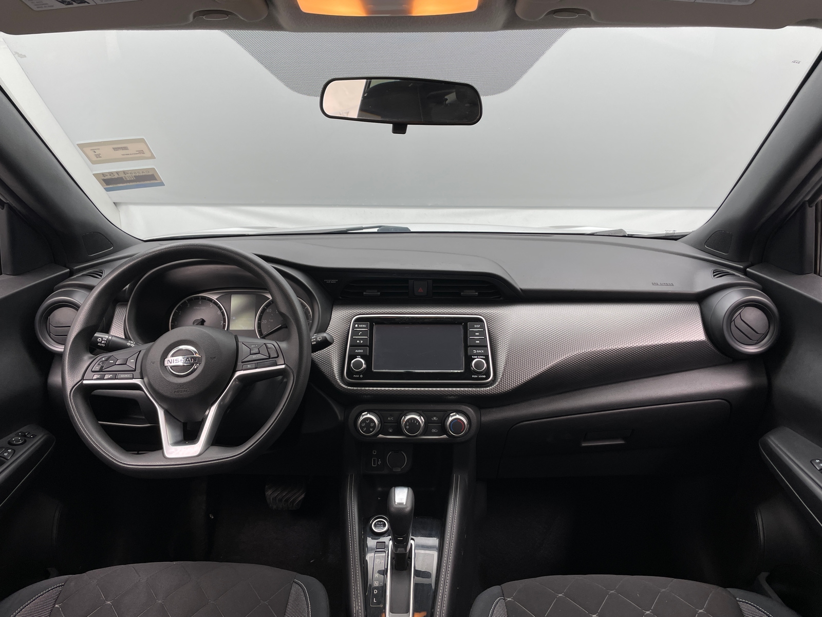 Thumbnail: 2018 Nissan Kicks - 3