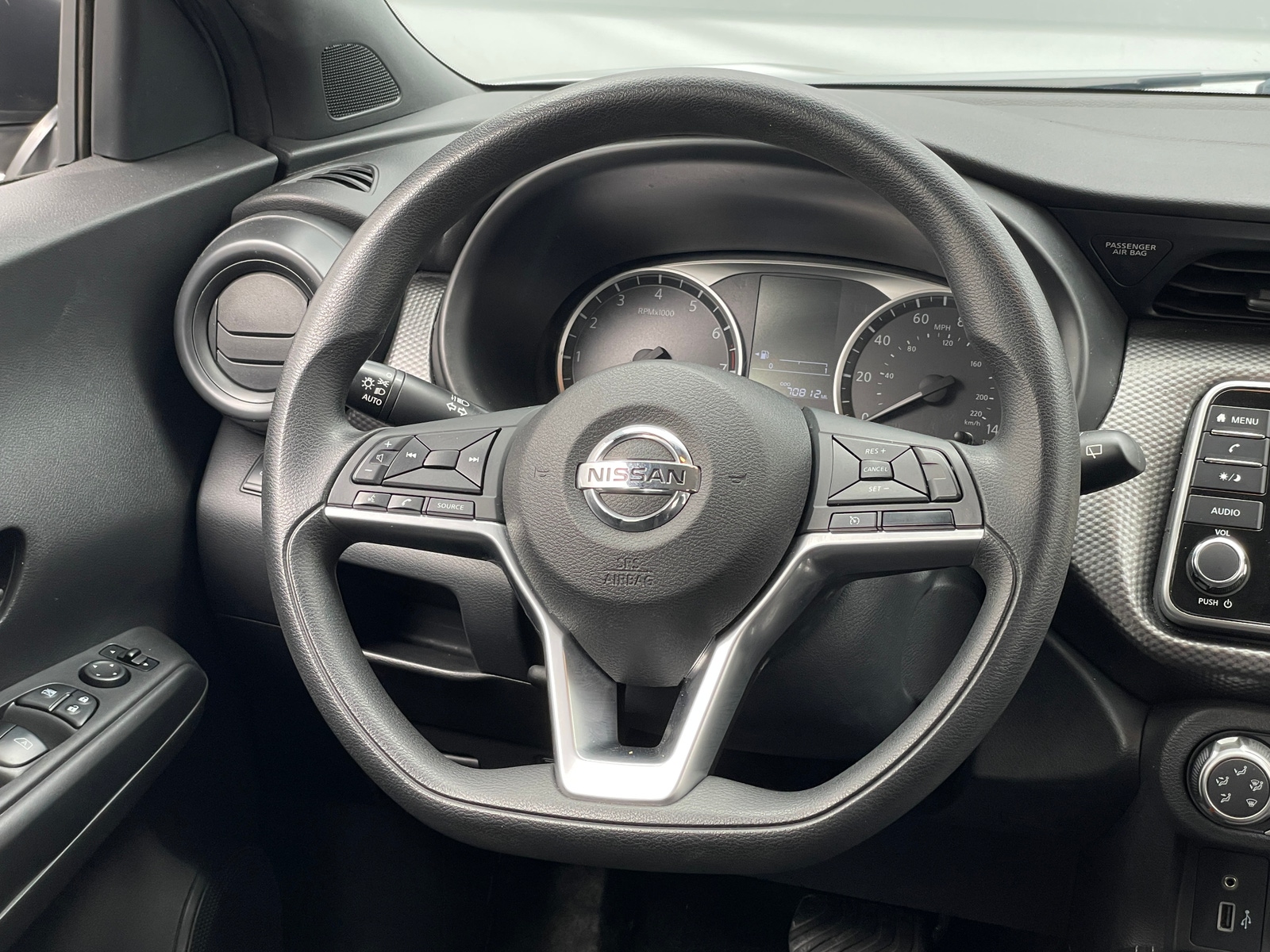 Thumbnail: 2018 Nissan Kicks - 5