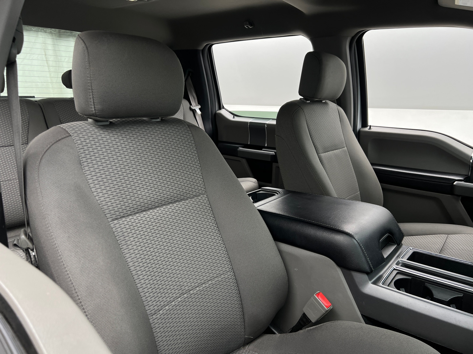 Thumbnail: 2018 Ford Econoline - 2