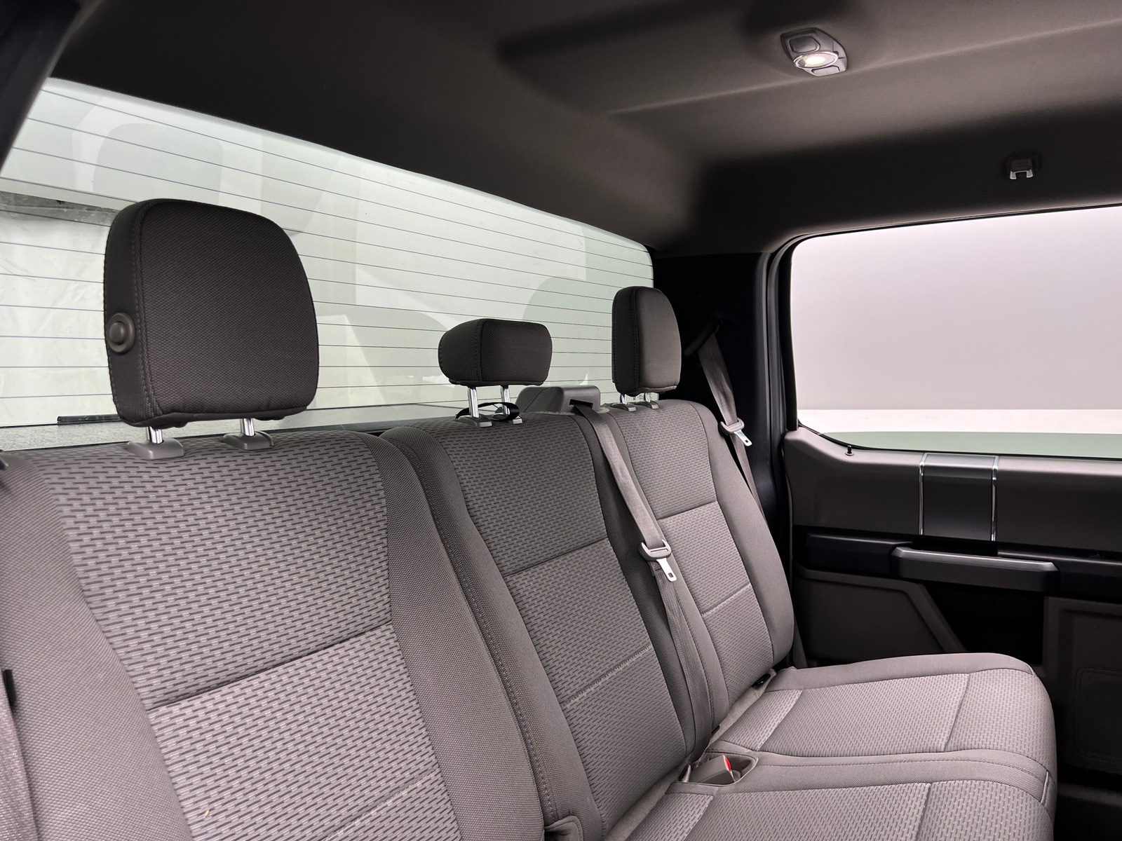 Thumbnail: 2018 Ford Econoline - 6