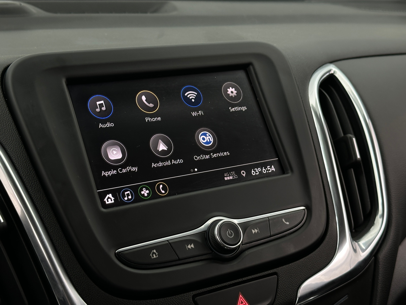 Thumbnail: 2021 Chevrolet Equinox - 4