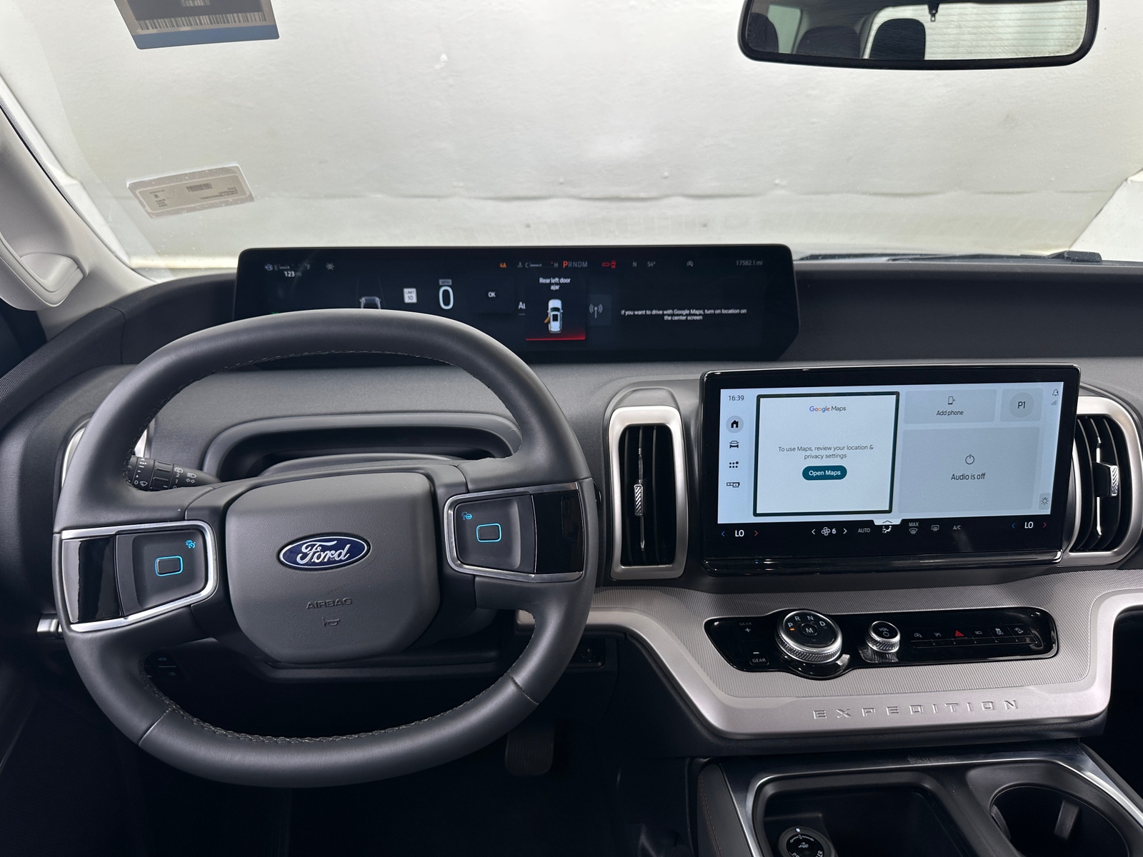 Thumbnail: 2025 Ford Expedition - 3