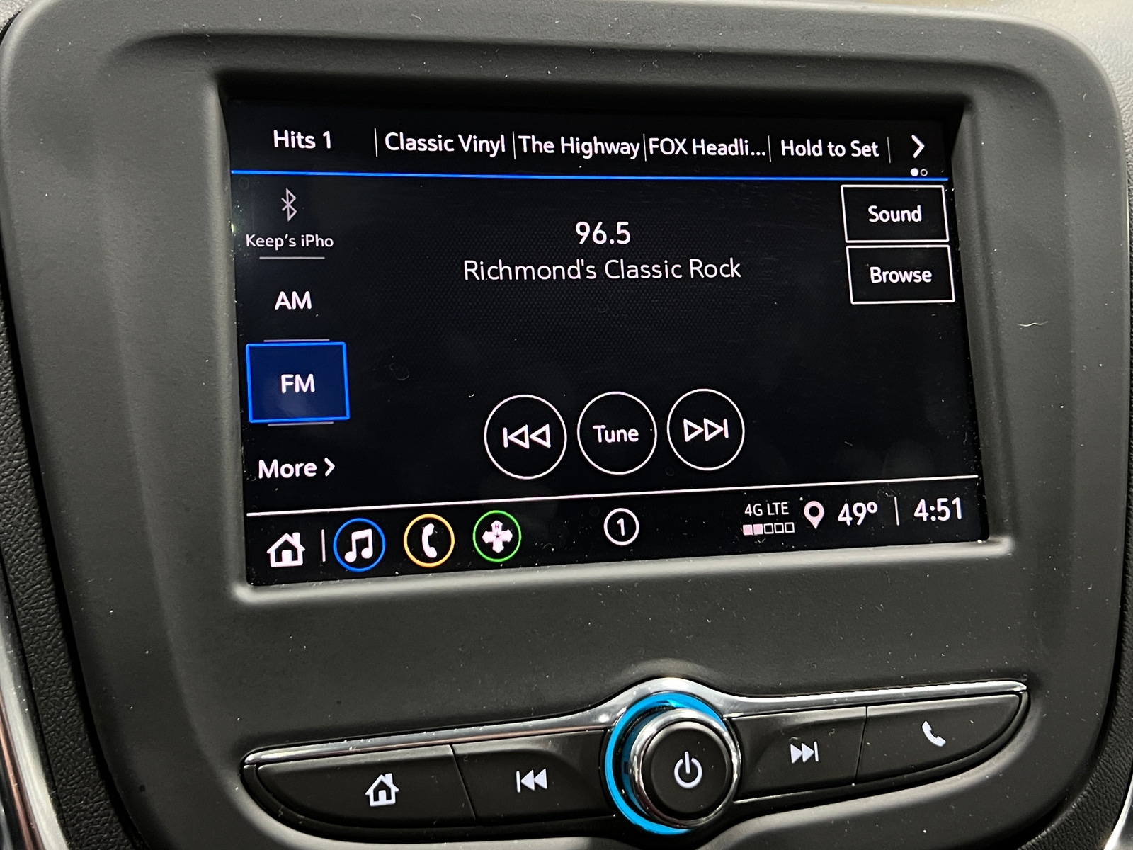 Thumbnail: 2022 Chevrolet Equinox - 4