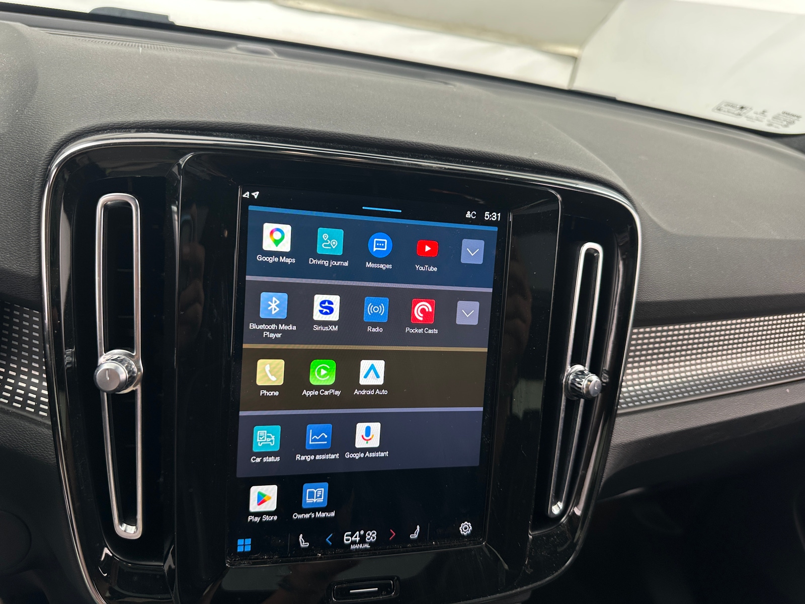 Thumbnail: 2021 Volvo XC40 - 3