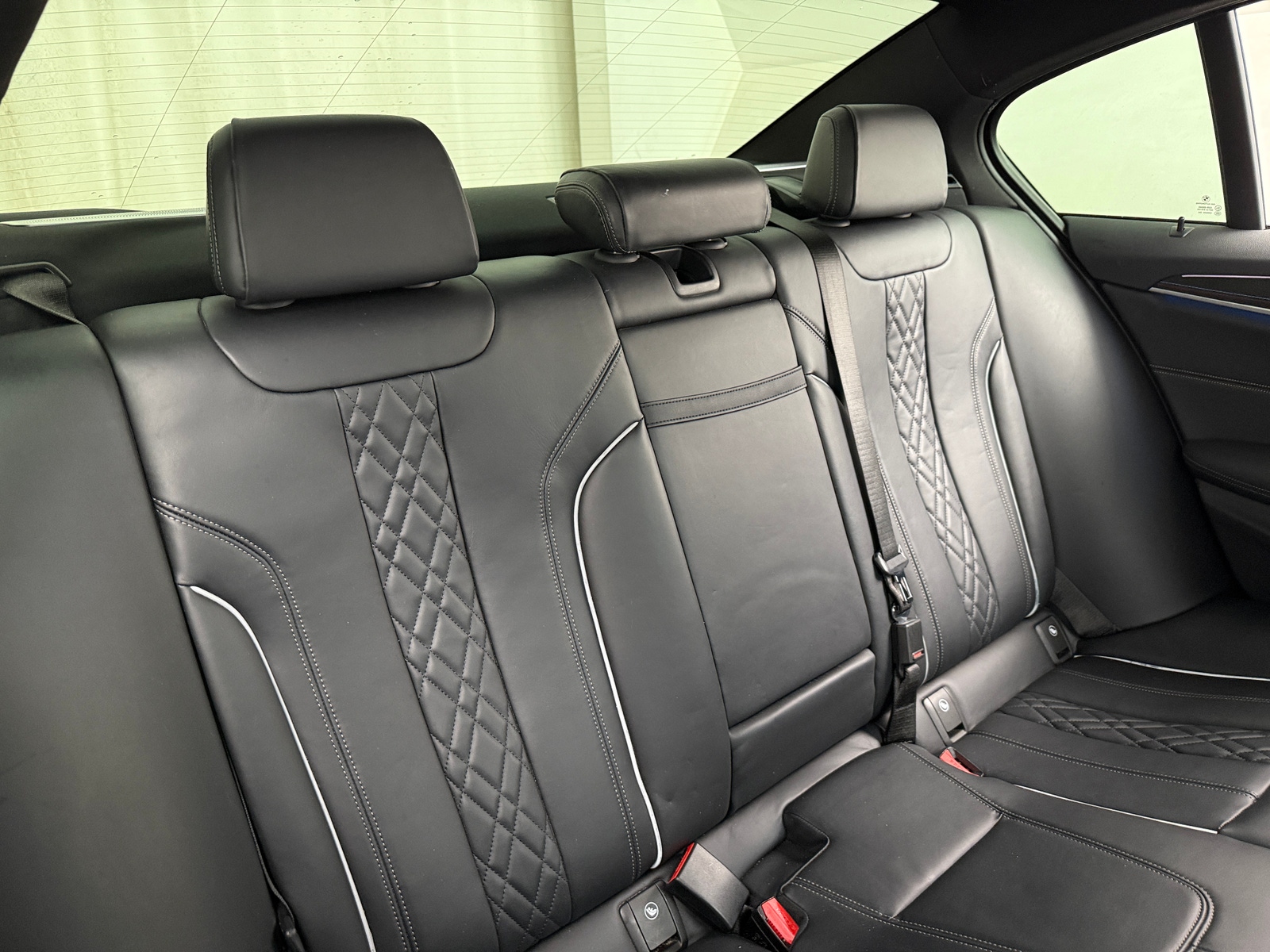 Thumbnail: 2021 BMW 5 Series - 5