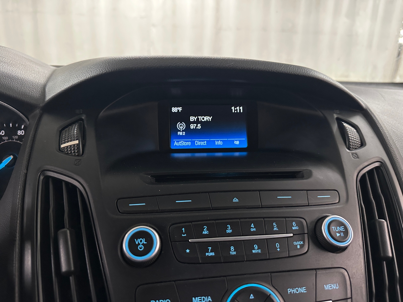 Thumbnail: 2016 Ford Focus - 4