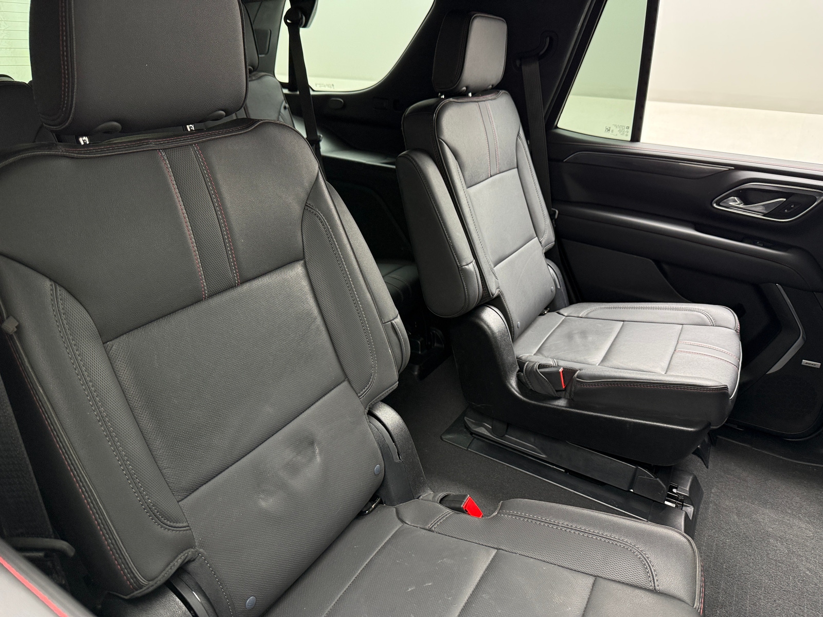 Thumbnail: 2023 Chevrolet Tahoe - 5