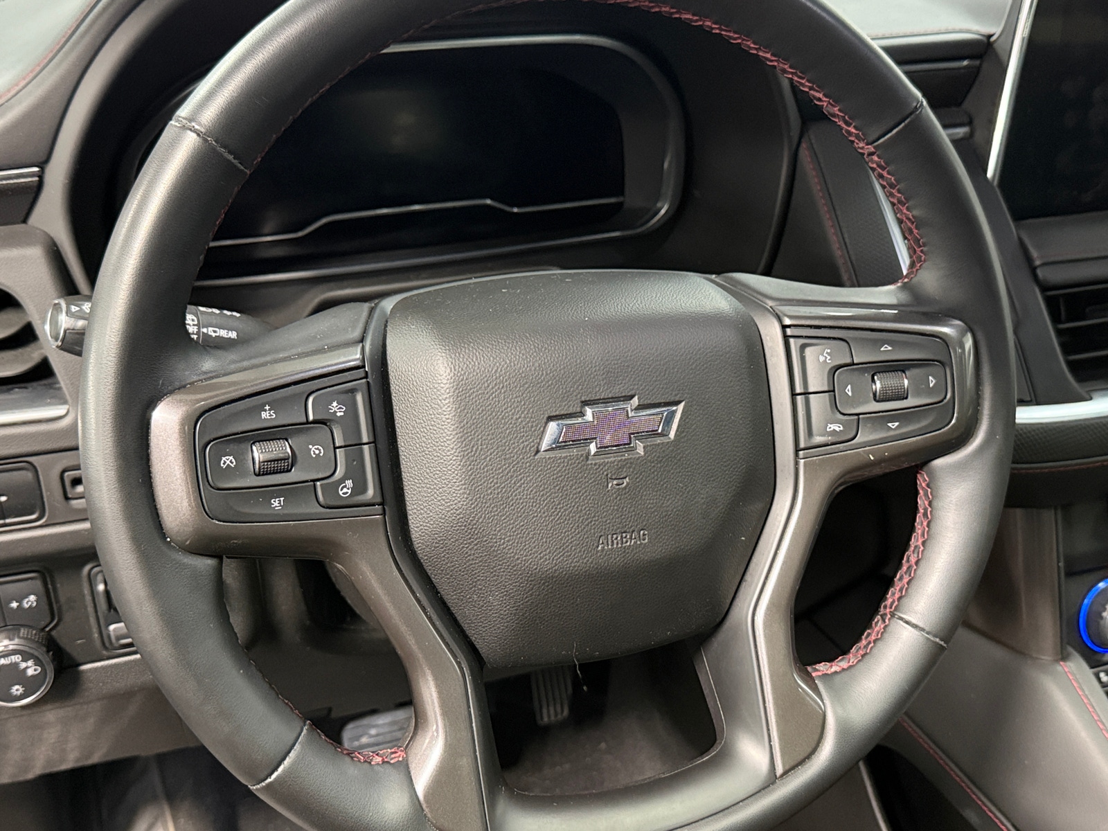 Thumbnail: 2023 Chevrolet Tahoe - 4