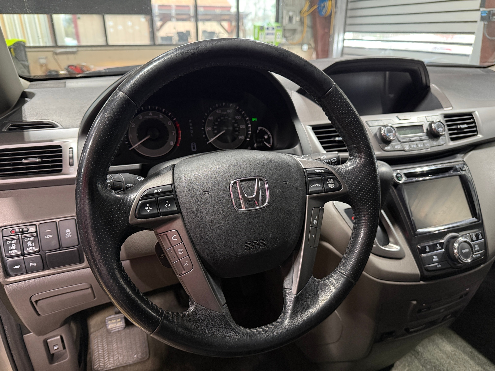 Thumbnail: 2015 Honda Odyssey - 4