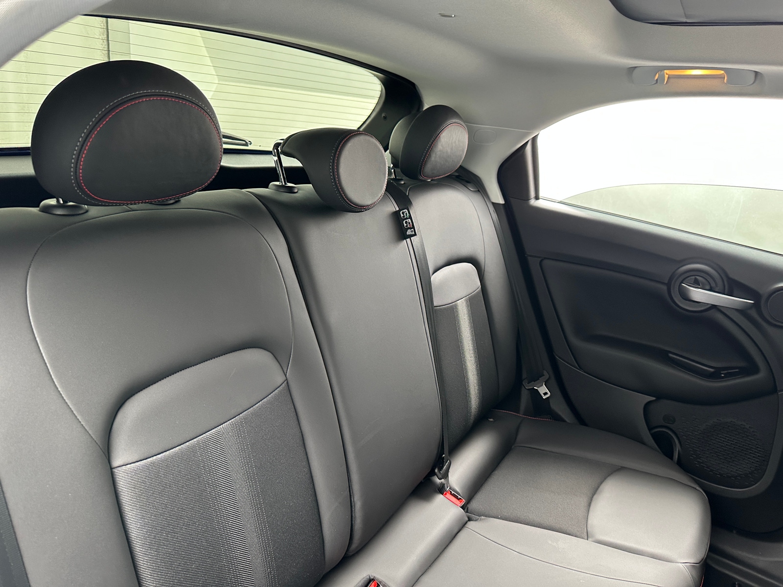 Thumbnail: 2023 Fiat 500X - 6