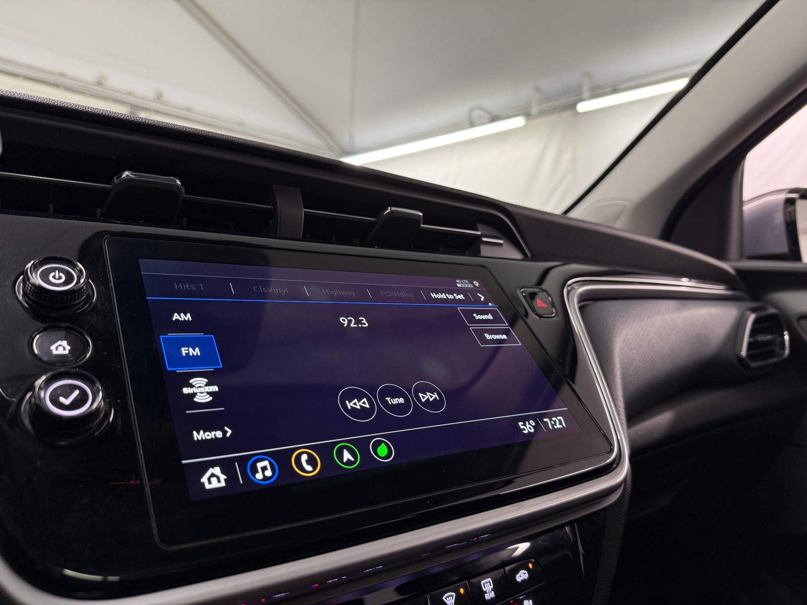 Thumbnail: 2023 Chevrolet Bolt EUV - 3