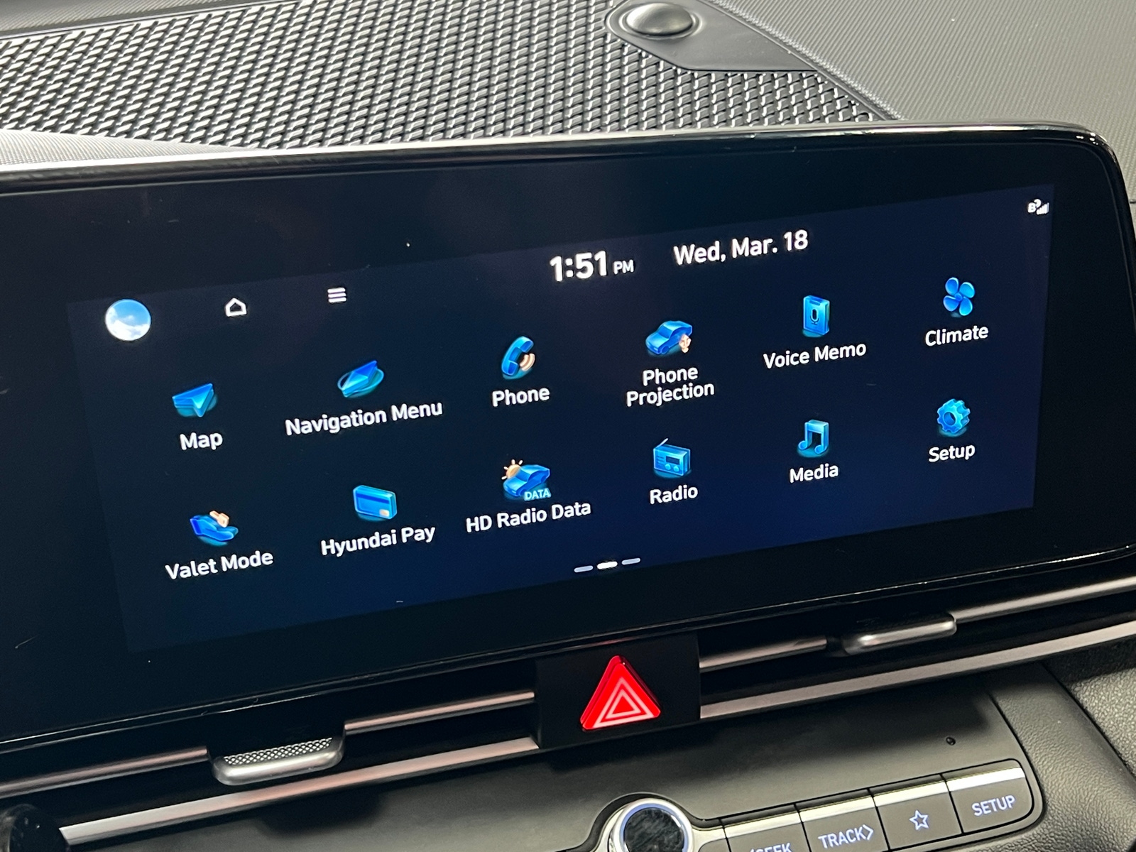 Thumbnail: 2023 Hyundai Elantra - 4