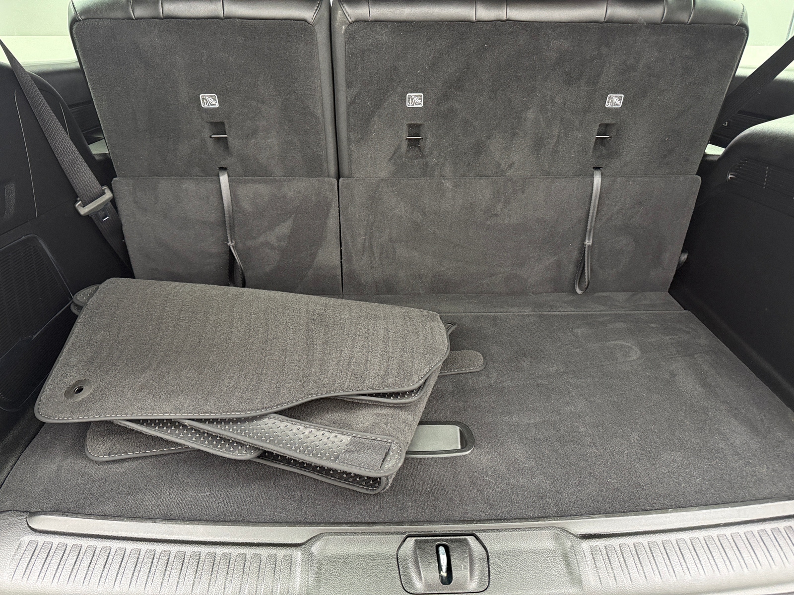 Thumbnail: 2025 Jeep Wagoneer - 6