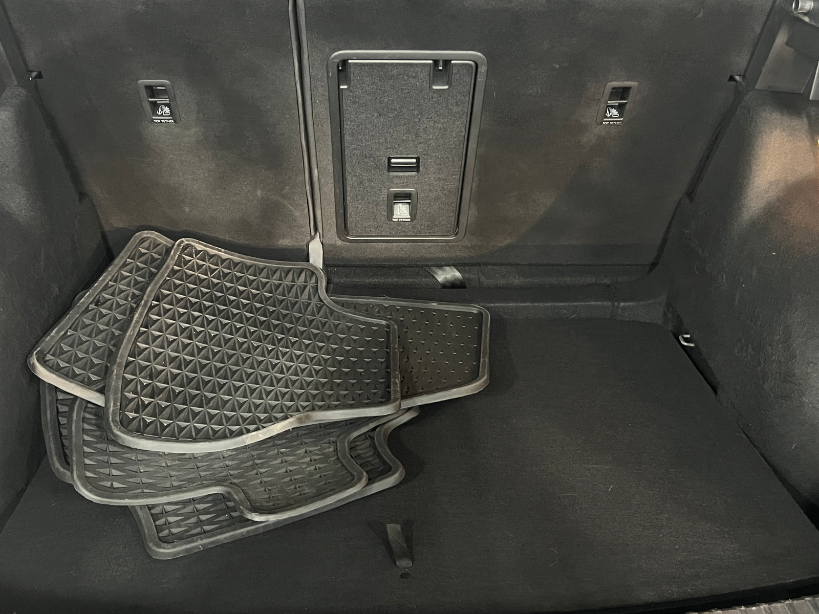 Thumbnail: 2022 Volkswagen Taos - 6