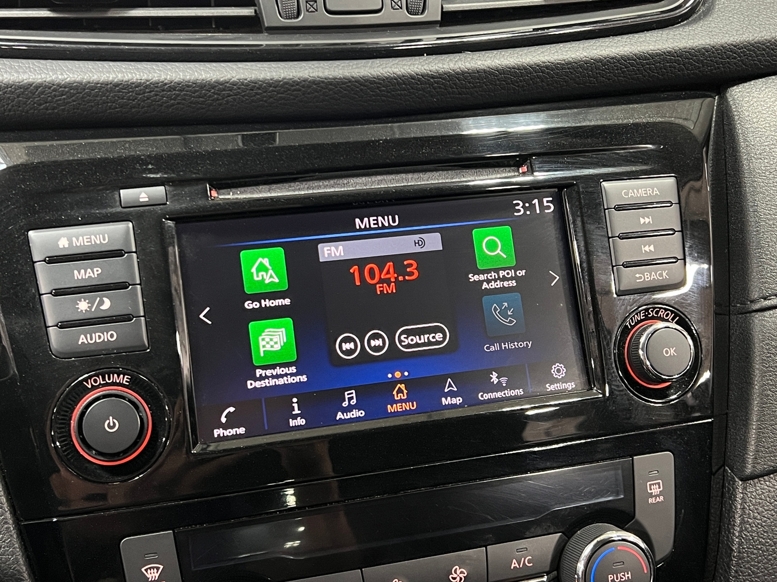 Thumbnail: 2018 Nissan Rogue - 4