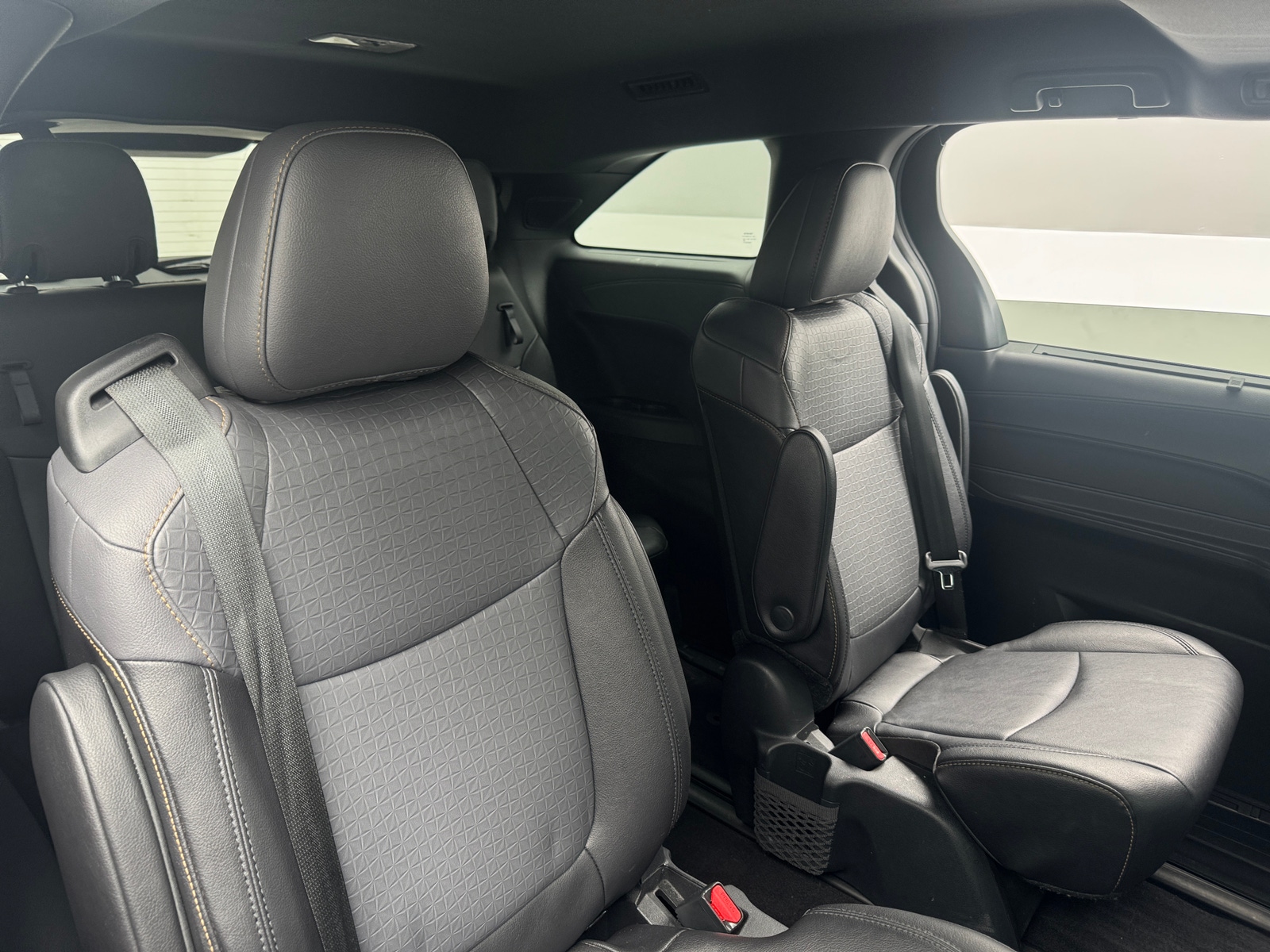 Thumbnail: 2023 Toyota Sienna - 5