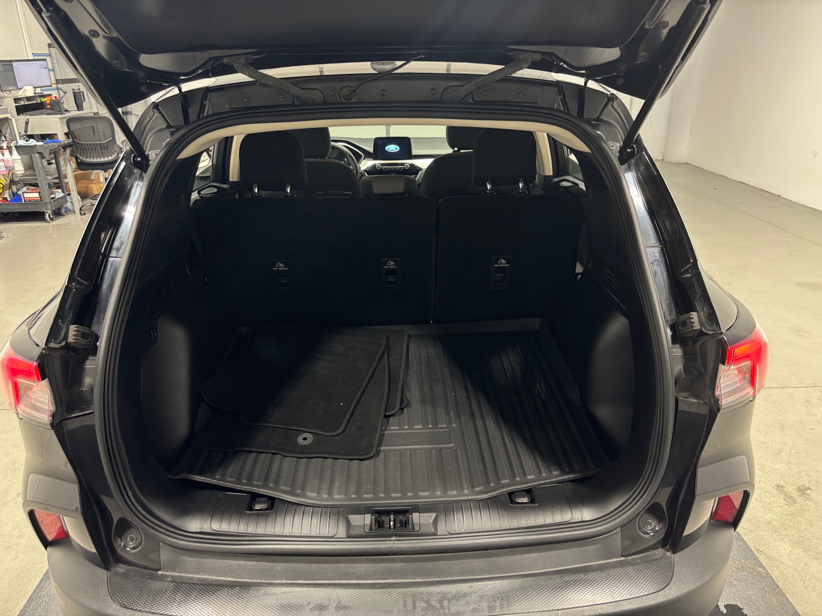 Thumbnail: 2020 Ford Escape - 7