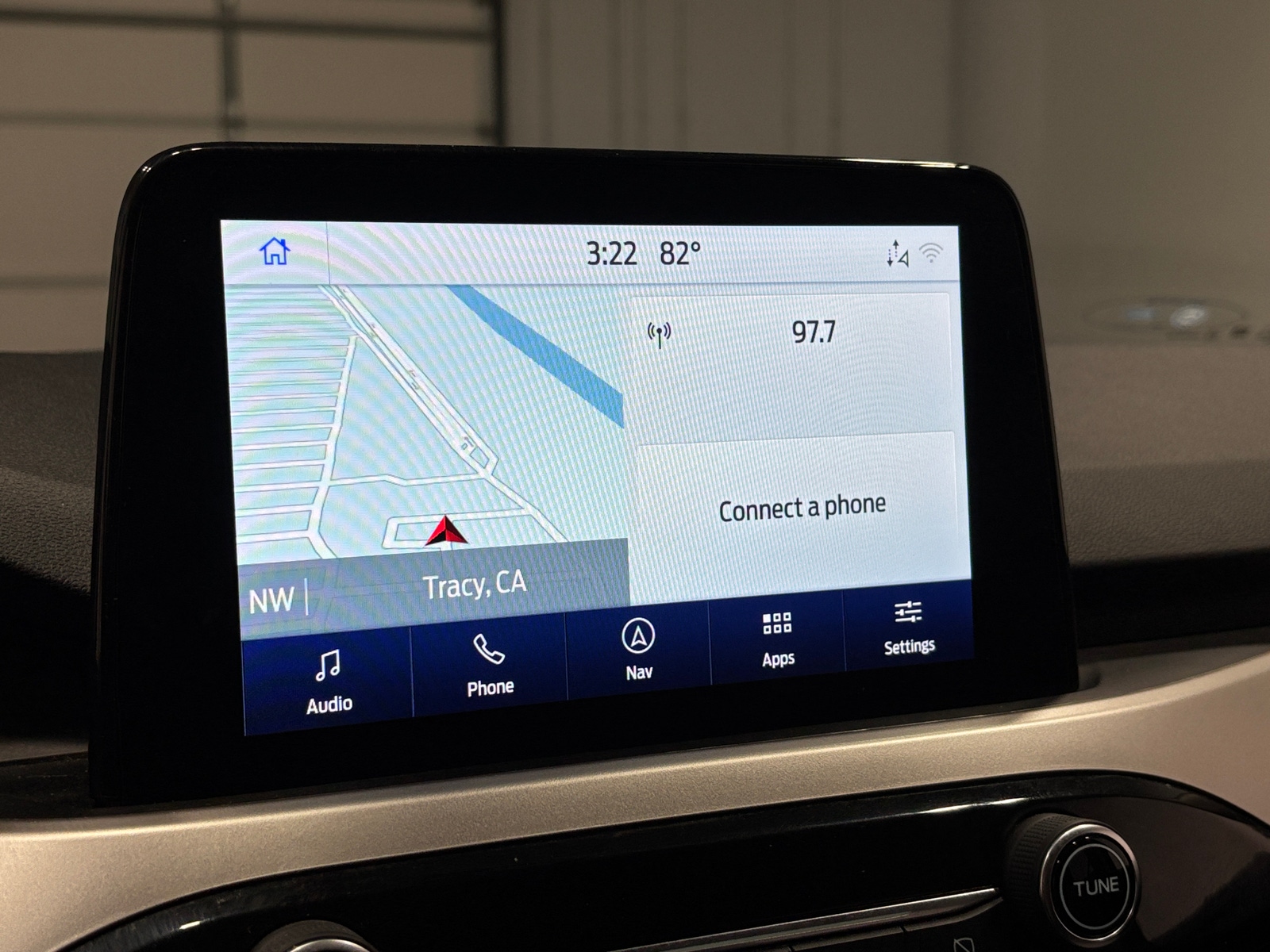 Thumbnail: 2020 Ford Escape - 4