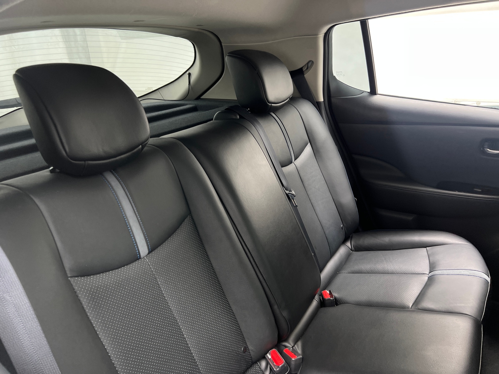 Thumbnail: 2018 Nissan Leaf - 5