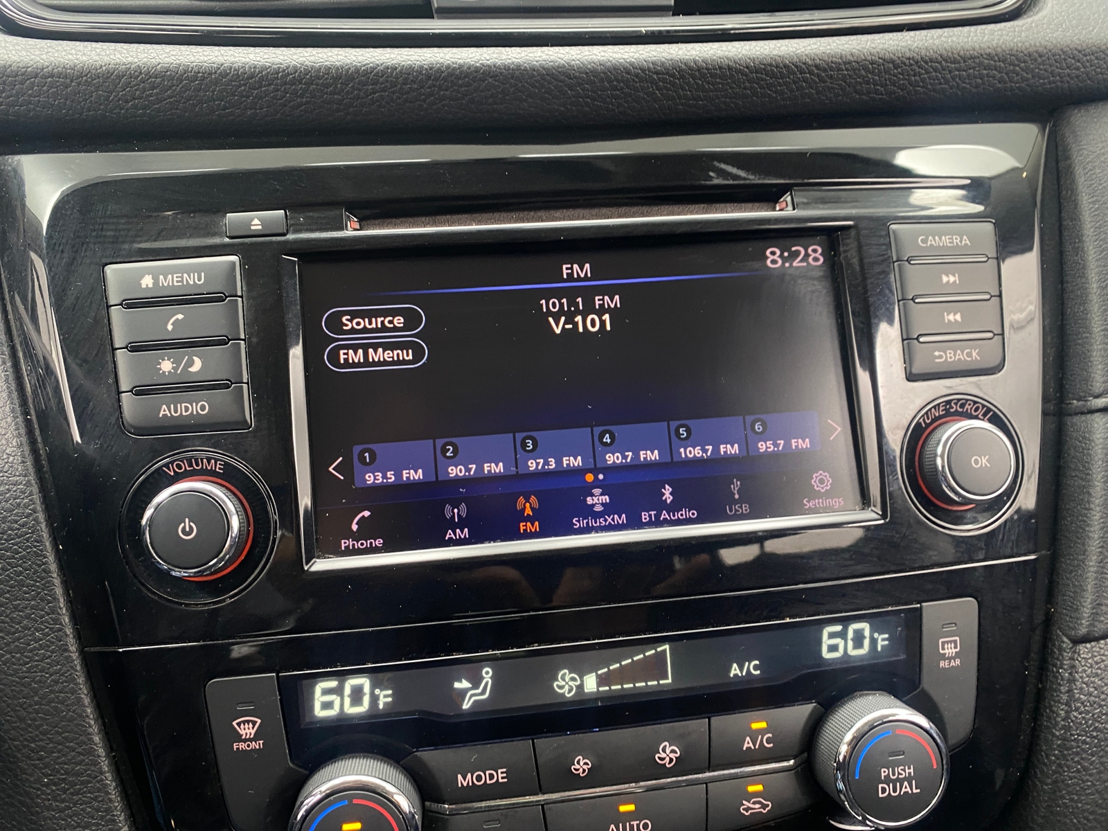 Thumbnail: 2018 Nissan Rogue - 4