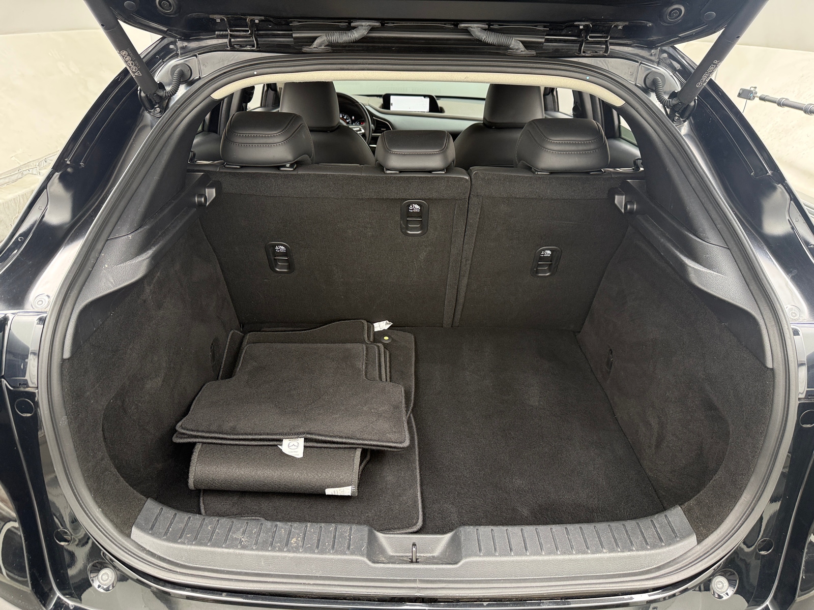 Thumbnail: 2023 Mazda CX-30 - 6