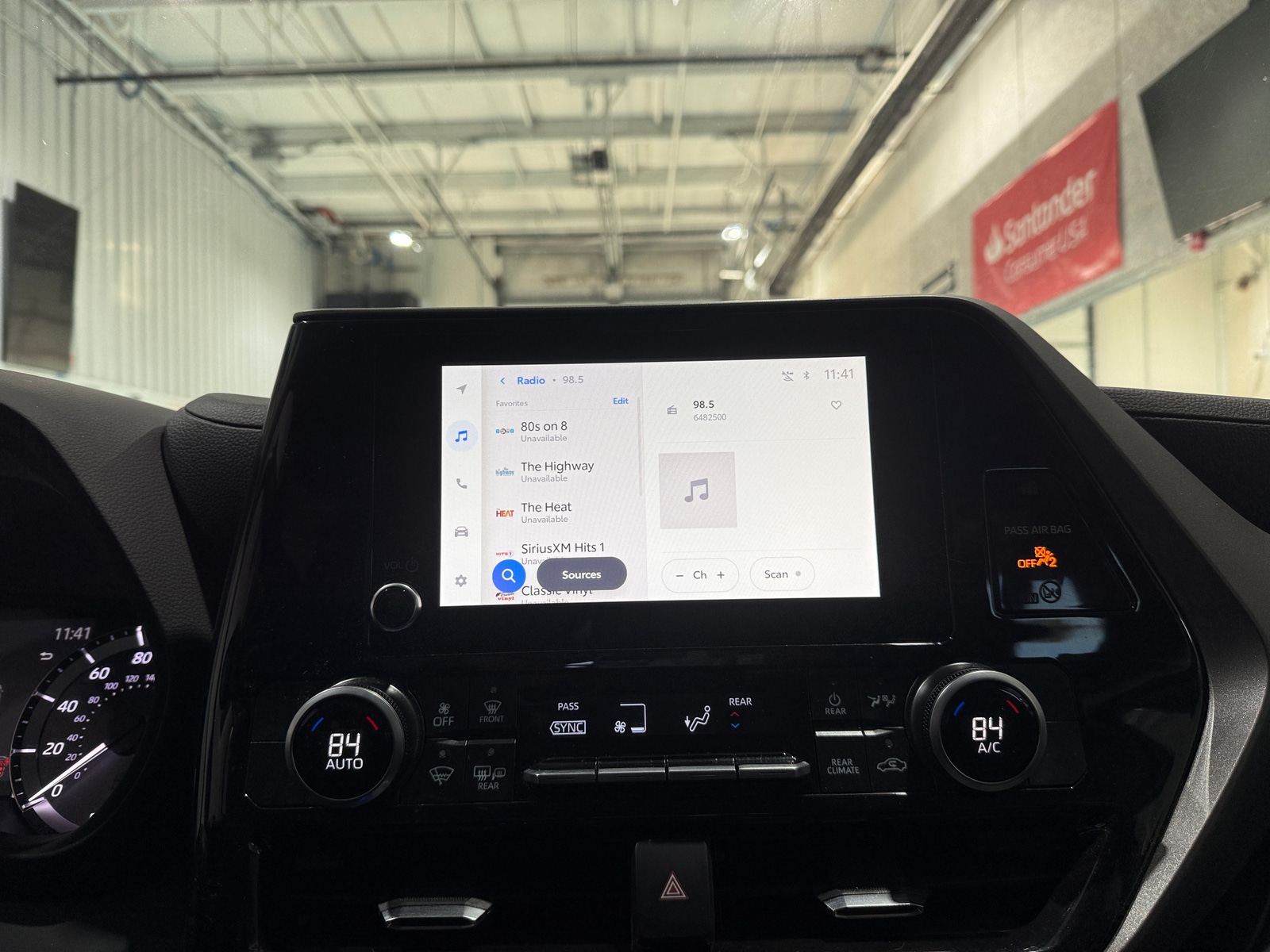 Thumbnail: 2025 Toyota Highlander - 4