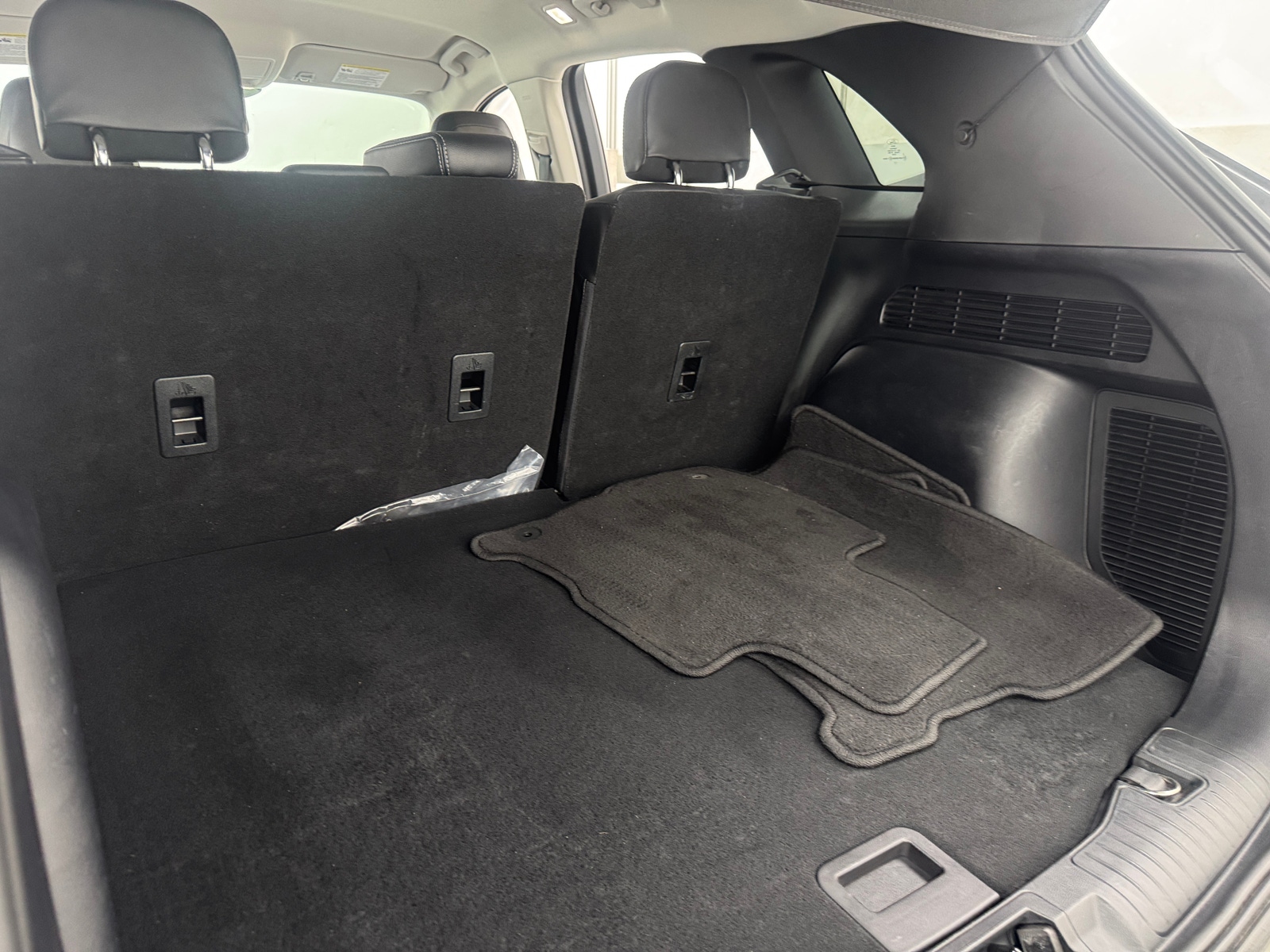 Thumbnail: 2022 Ford Escape - 6