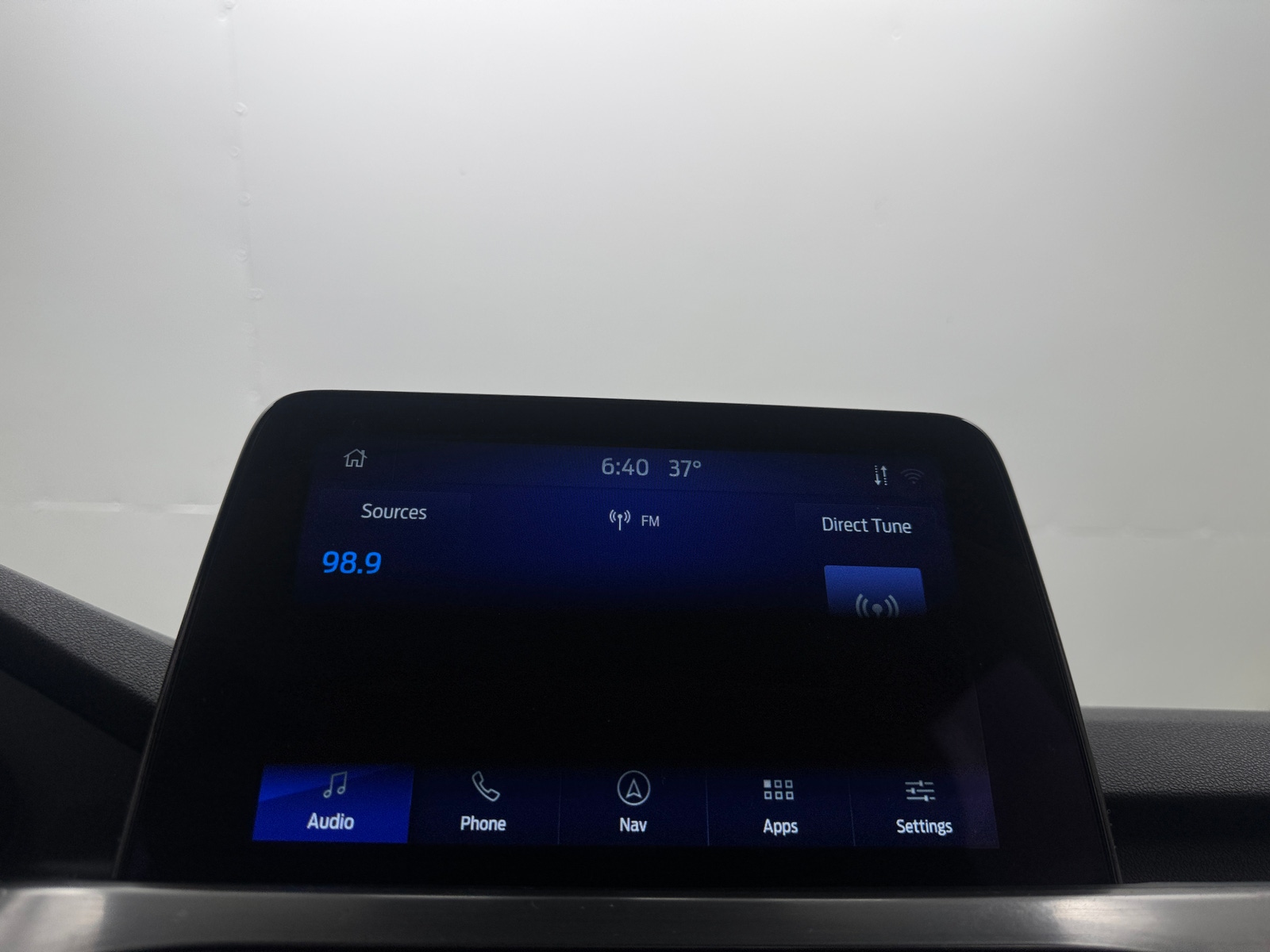 Thumbnail: 2022 Ford Escape - 3