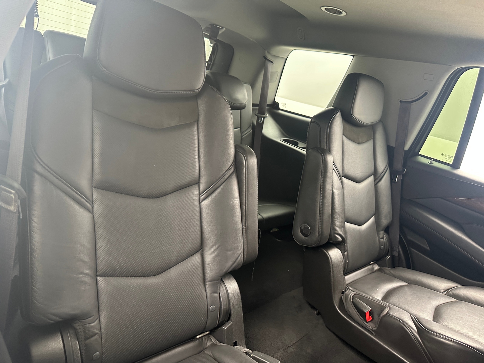 Thumbnail: 2016 Cadillac Escalade - 5