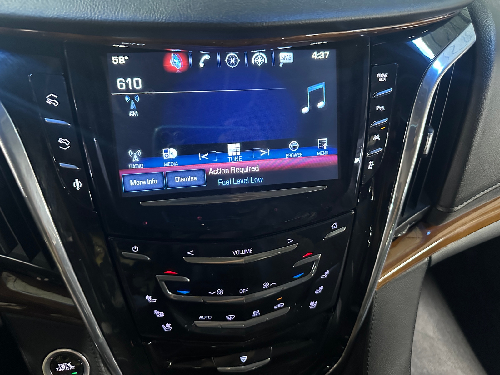 Thumbnail: 2016 Cadillac Escalade - 3