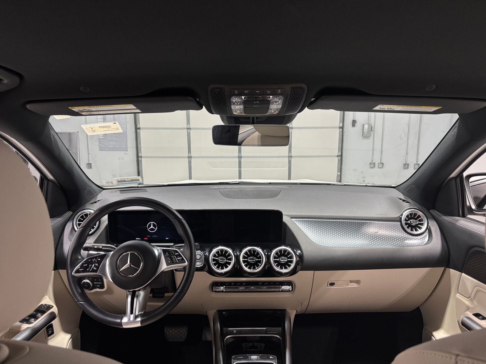 Thumbnail: 2025 Mercedes-Benz GLA - 2