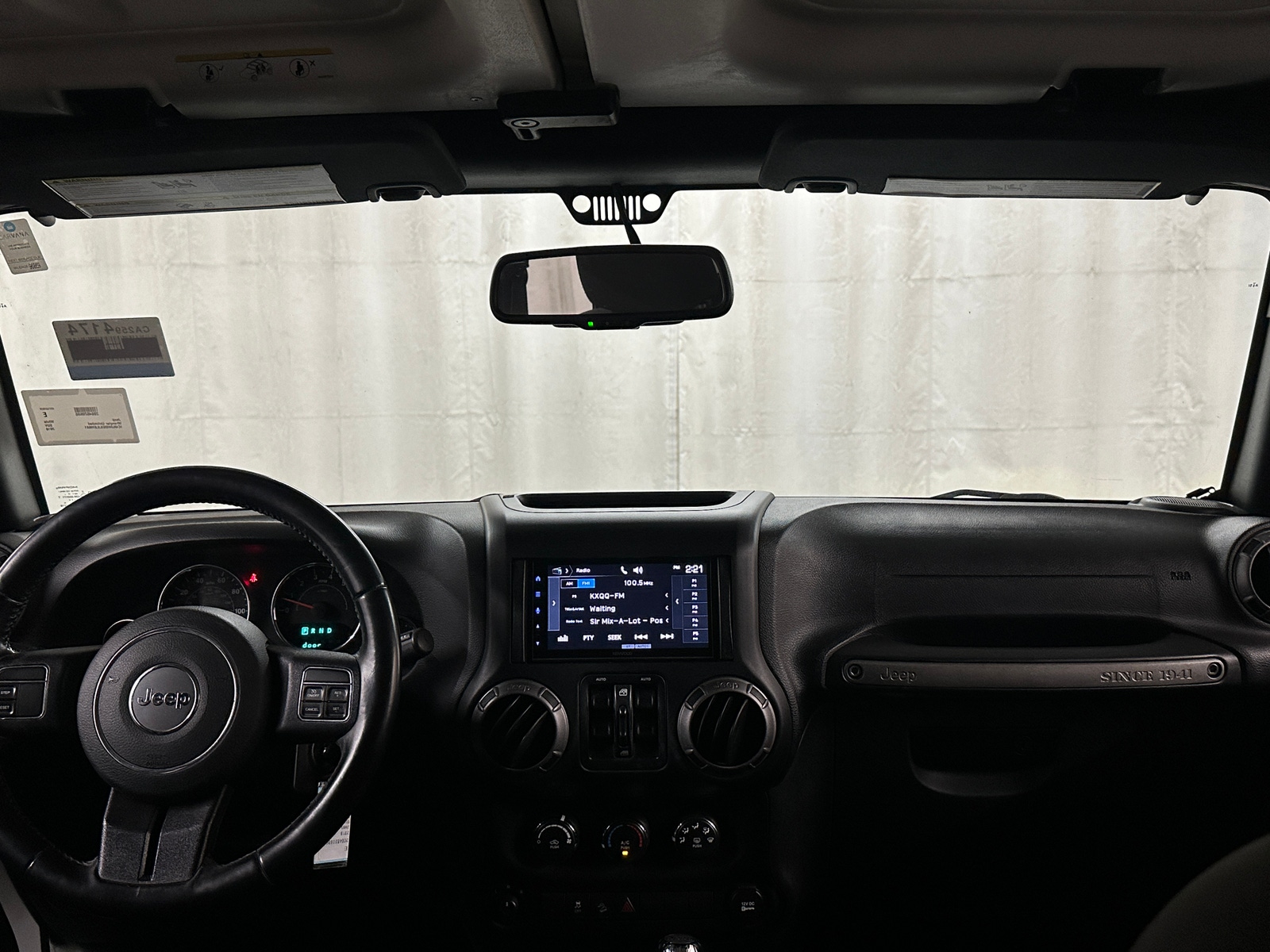Thumbnail: 2018 Jeep Wrangler - 3