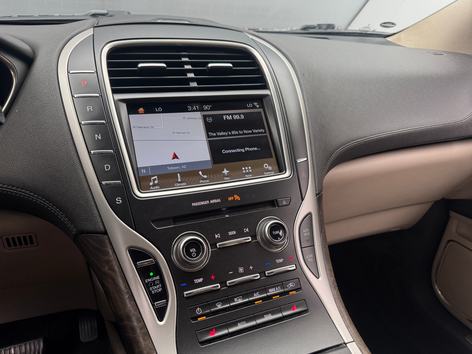 Thumbnail: 2017 Lincoln MKX - 3