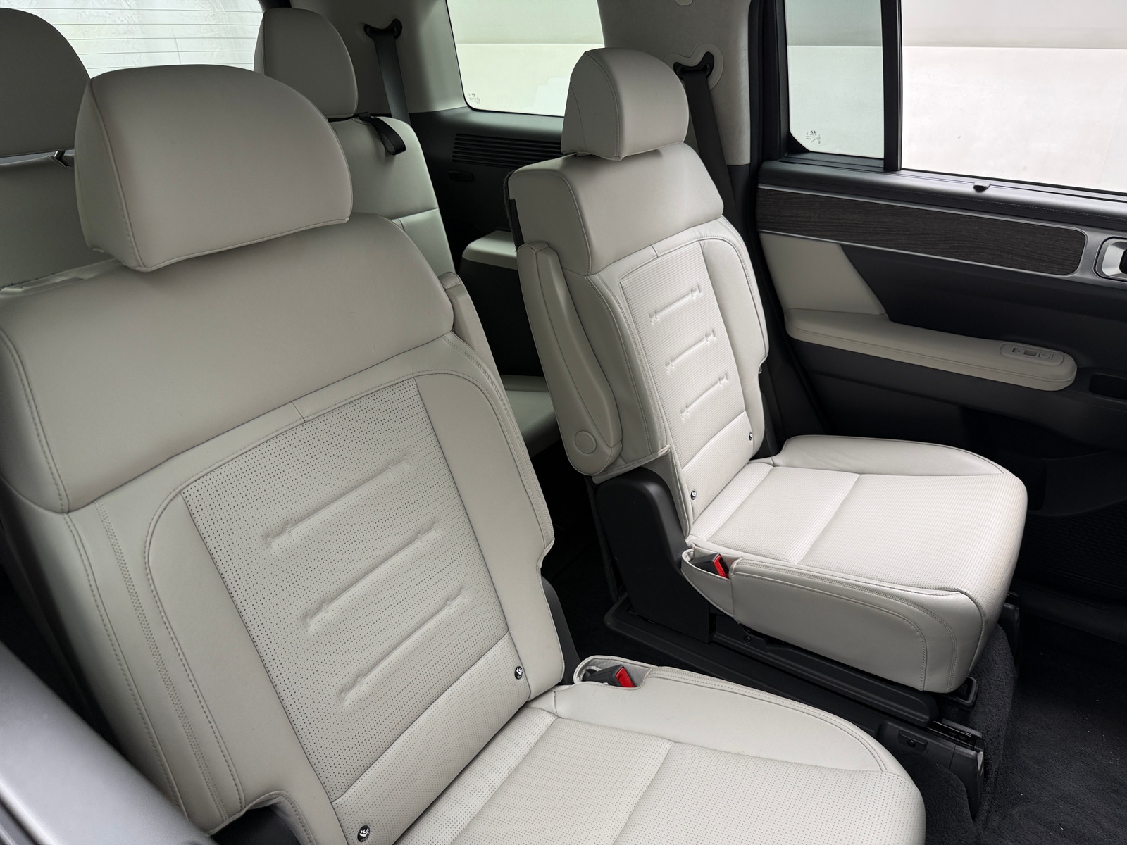 Thumbnail: 2024 Hyundai Santa Fe - 5